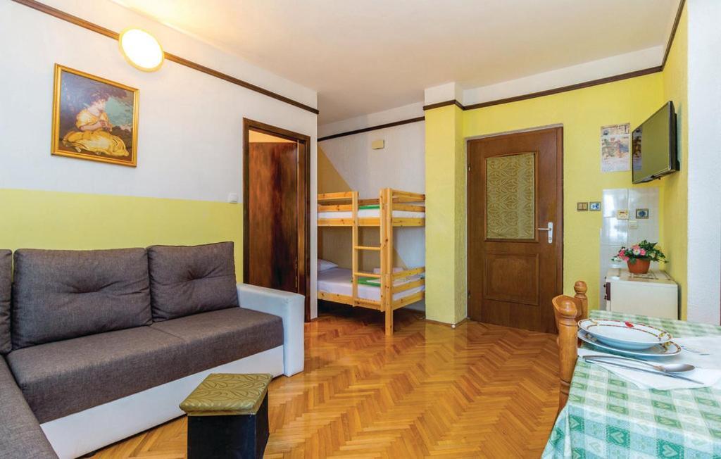 Apartments Anita Sibinj Krmpotski Eksteriør billede